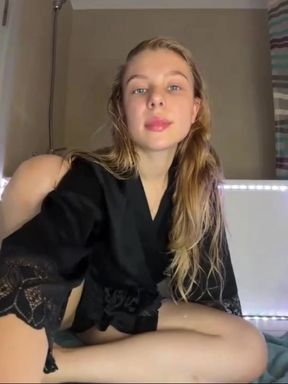 Horny bbw fucking in the bathroom