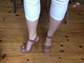 Simply Sandals (2016)
