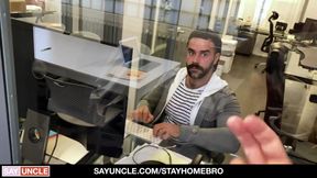 Muscular guy in leather fucked in the ass