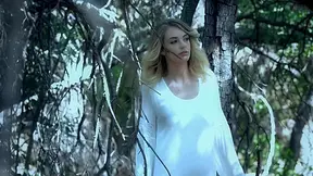 Blade Eden And Scarlet Red In The Wild - Sex Movies Featuring Audrey Hollander