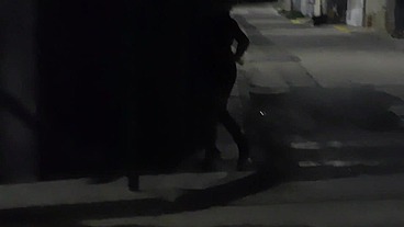 PUTA ARGENTINA EMBARAZADA TRABAJA EN LA CALLE Y GANA BUENA PLATA PERO MIRA COMO TERMINA...