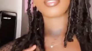 SUPER-SEXY EBONY TRANSSEXUAL