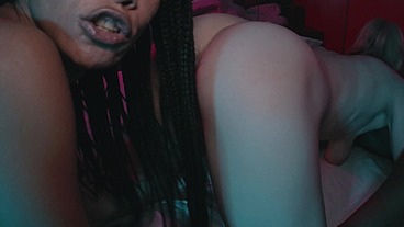 3 Naughty Sluts Sharing 1 BBC in Intense Foursome