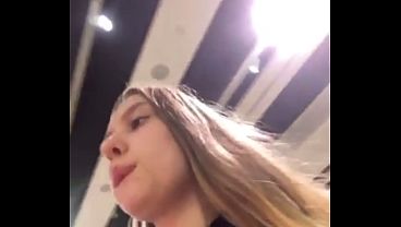 Extreme masturbate inside down in public. Jucielussie