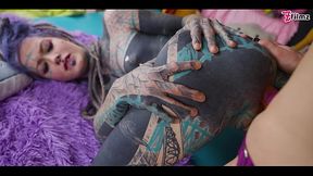 tattooed TEEN gets ASSHOLE destroyed from LESBIAN friend with STRAP ON - prolapse, GAPE, licking (goth, punk, alt porn) - ZF017