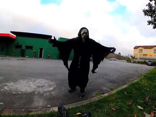 Linda big beautiful woman é fodida com força por intruso tarado no Halloween