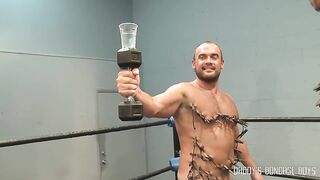 DaddysBondageBoys: Gym Buds Colin Steele And Jessie Balboa Clip And Deep-throat In Dumbbell Compete