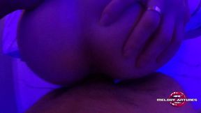 a loirinha mais safada do xvideos melody antunes agora arrasta o amigo pro motel, da show, leva rola e muita porra na buceta que fica toda lambuzada! venha conferir!