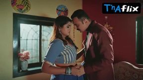Desi GF gives a sultry blowjob in 'Lene Ke Dene