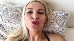 Lonely housewife seeking more pleasure