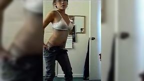 Petite Asian brunette babe on the webcam masturbates