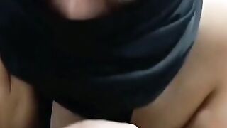 قحبة تتمصو وهي دايرا الحجاب sex morocain hijab