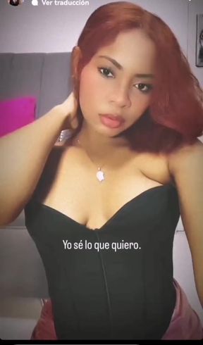 Latina amateur babe shows off her curvy boobs in a solo scene