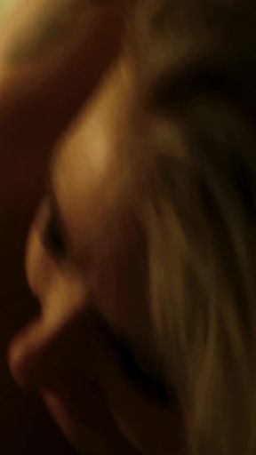 Madison Foxx Looks Sexy Af with Cum on Her Ass