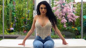 Sweetheart Amirah Adara likes interracial sex on the casting