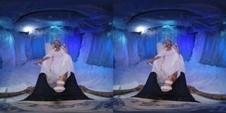 Mona Wales as NARNIA WHITE WITCH Fucks You With All Her Powers VR Porn