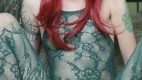 birthing xl eggs from my pussy