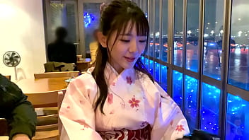 浅草で外国人旅行者のためにフィールドワーク中のめちゃカワ女子大生アイナちゃんをゲット！！毎日勉強に励む真面目な女子大生&hellip_と思いきや、男遊びにも全力な様子！！Part1