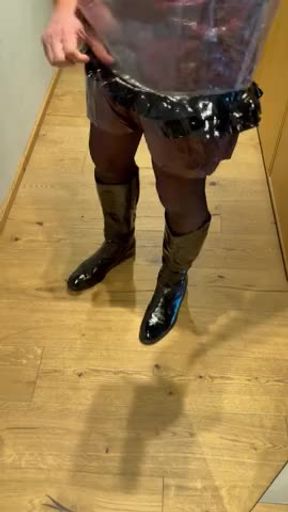 Crinkling PVC Boots Wank