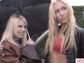 Victoria White and her stepmom Helly Mae Hellfire enticed a random man to aid 'em out.In return this babe's facesitting him during the time that the mother i'd like to fuck gives fellatio.