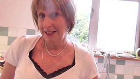 Cash-hungry British wife Rosemary gets anal and blowjob while home alone