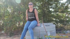 Pissing in her jeans while exercising outdoor