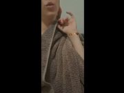 Regarde moi faire la belle après ma douche
