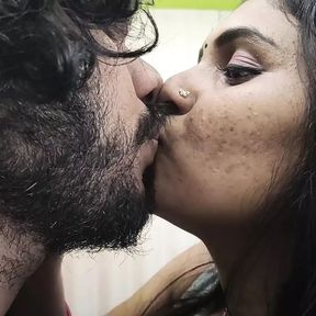 Vaishnavy seduce Sharun Raj and doing hot kiss romance in saree, Mallu couple seduce and hot kiss romance , Malayali seduce kiss