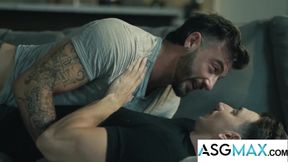 Cheating Hunk Gets Caught Deepthroating His Boyfriend On Live Stream