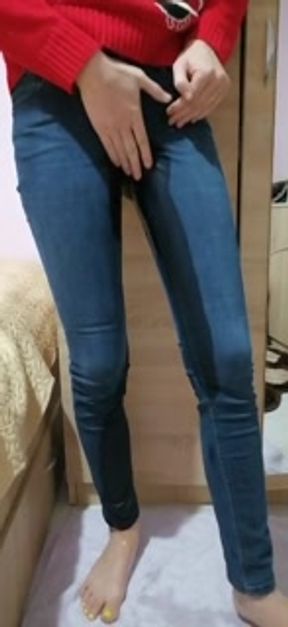 Pee Golden Shower - Gabbie Carter Piss in her Jeans