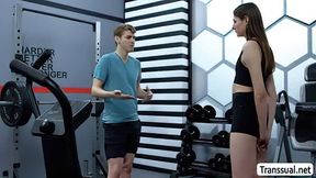 Sucking my clients dick in the gym early morning