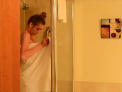 Kendra Sunderland Behind The Scenes