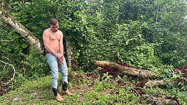 DE FERIAS NA FAZENDA, FIZ O CAPATAZ ENCHER MEU CU DE LEITE