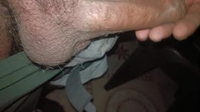 Looking at the friend&#039;s sister, he shook his cock and she saw my long cock