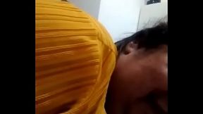 Caiu na net novinho seduzi coroa batendo punheta no Whatsapp