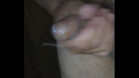 I'_m so horny I drop cum everywhere. Who wants some milk?