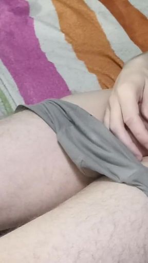 Skinny Guy Ends up with His Sweet and Juicy Cum on Himself