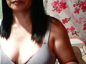 Watch queen40 deliver blonde, seduction, and brunette!