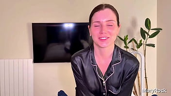 Our first Tinder date. I asked if he wants to record and he act like a real Italian pornostar RT if you find it sexy too