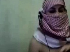 Palestine Arab Hijab Girl show her Big Boobs in Webcam