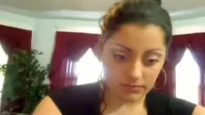Sizzling Spanish MILF Teases Webcam Fans Before Naughty Showtime Action