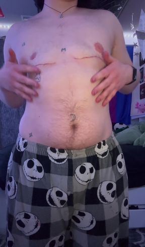 Trans girl shows off her ass and pussy