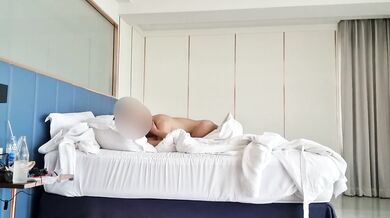 #111.2@ Let's snuggle up before playing.