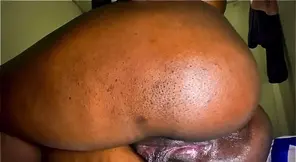 Nigerian cutie fixes her pressure in steamy scene