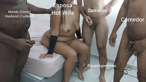 Adivinha de quem &eacute_ o pau. Essa esposa rabuda quis tentar adivinhar qual pau estava fudendo ela no cuzinho e na buceta ficou toda fodida com tr&ecirc_s paus pretos