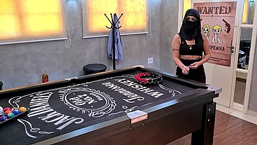 Fucking the arab waitress after play pool