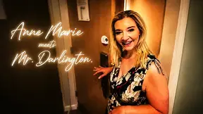 Curvy EXPERIENCED LADY Anne Marie seduces masseur in hotel room
