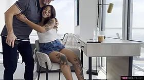 This hippie lady dreamed a deep creampie