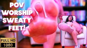 Worship sweaty gym feet