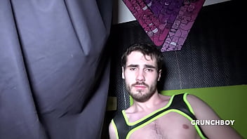 4047 the twink EVEN used raw by straight boy curious from france